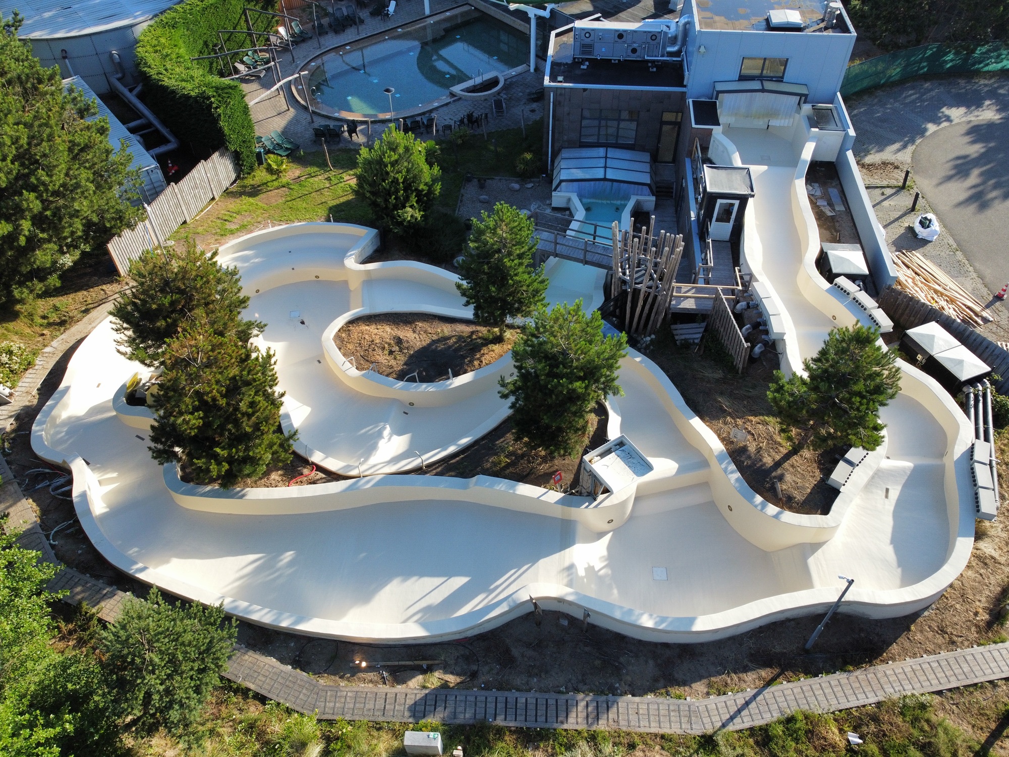 Renovatie van 800 m2 wildwaterbaan bij Center Parcs Park Zandvoort!